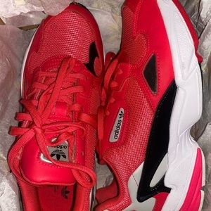 Adidas Falcon West